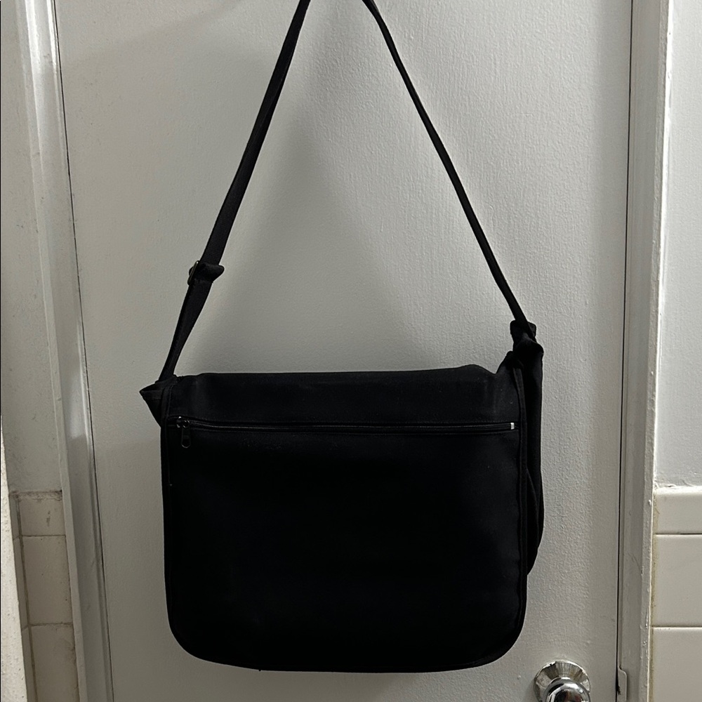 GAP Vintage Black Women's School Bag (1990s) (With Sportsac if Sold at $28)